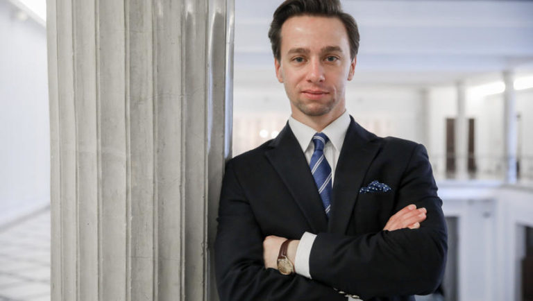 Krzysztof Bosak chce zniesienia podatku Belki