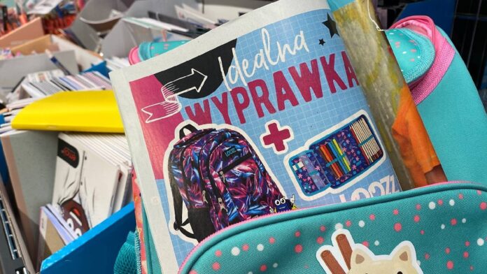 wyprawka szkolna - gazetka dyskontu