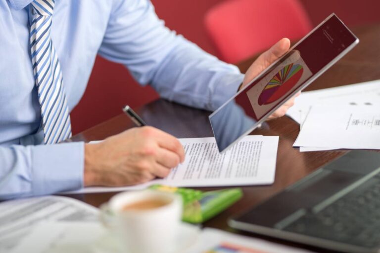 Co to są, przejęcia, fuzje i przekształcenia firm?