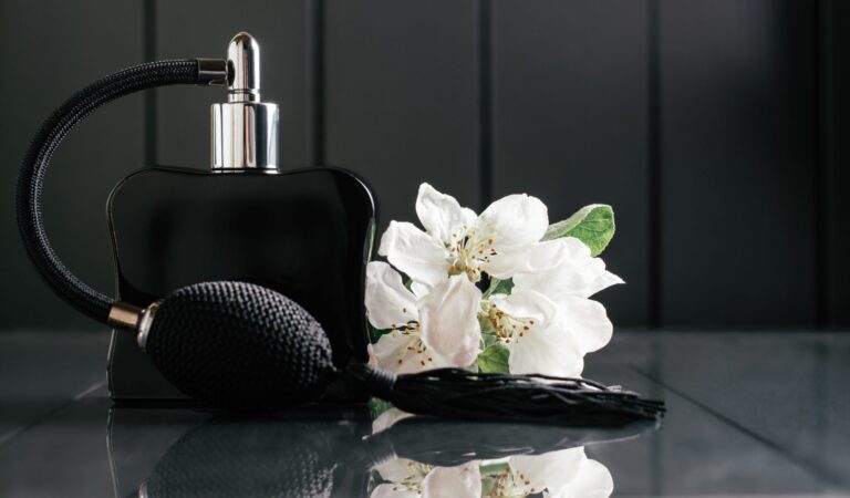 Drogie, luksusowe perfumy