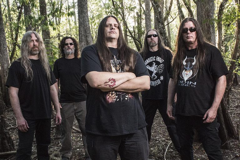 Zespół Cannibal Corpse wypuszcza swój… olejek do brody