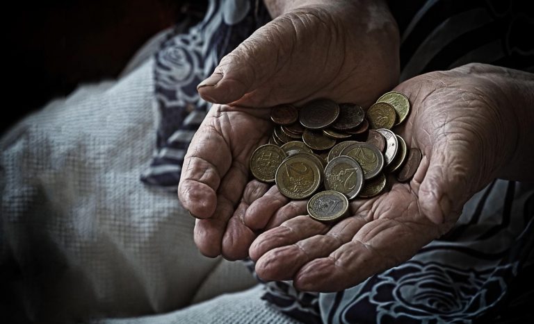 Dorabianie na emeryturze może stać się normą, gdy wszystko drożeje