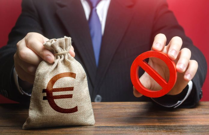 Odmowa udzielenia kredytu gotówkowego