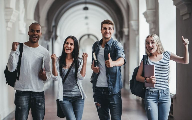 studenci
