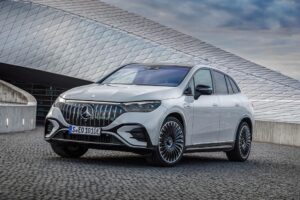 Mercedes EQE SUV
