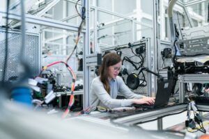 inwestowanie w nowoczesne technologie